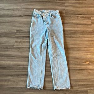 Abercrombie Asymmetrical 90s Straight Ultra High Rise Jeans (26)